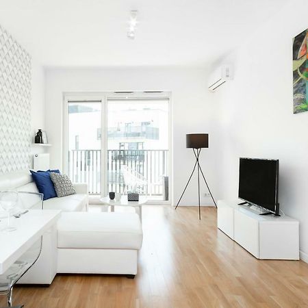A&D Apartment By Noclegi Renters Varšava Exteriér fotografie